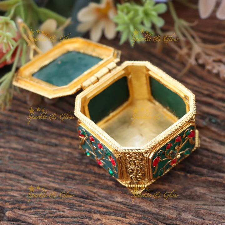 Exquisite Gold Floral Kumkum Box – A Festive Must-Have