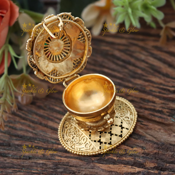 Exquisite Peacock Kumkum Box: Perfect Festive Addition