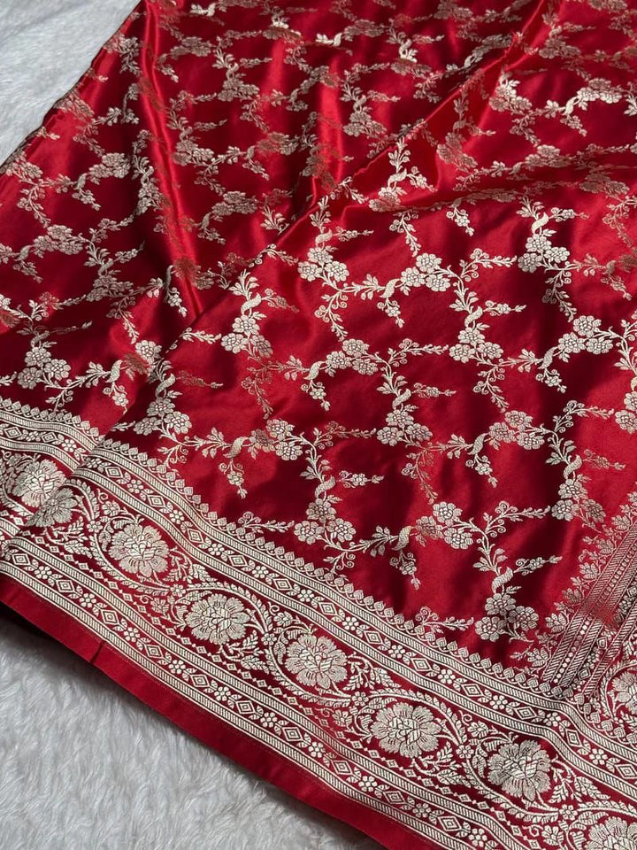 Luxurious Banarasi Silk Saree – Perfect for Weddings