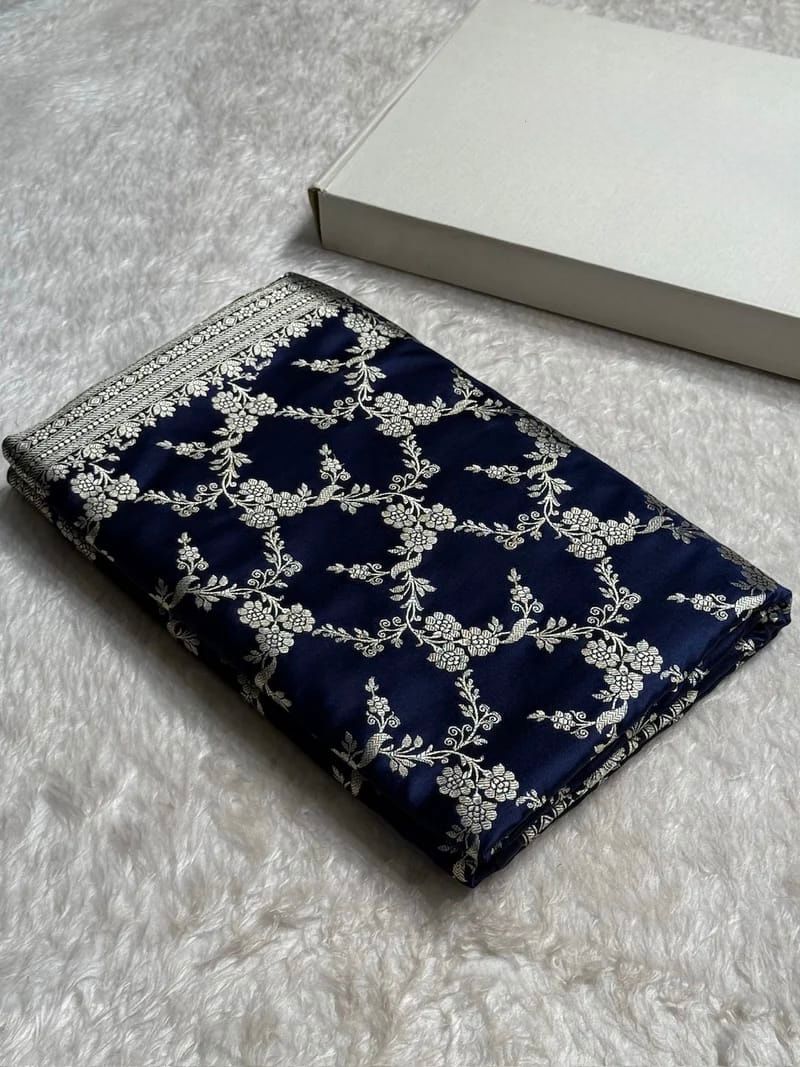 Luxurious Banarasi Silk Saree – Perfect for Weddings
