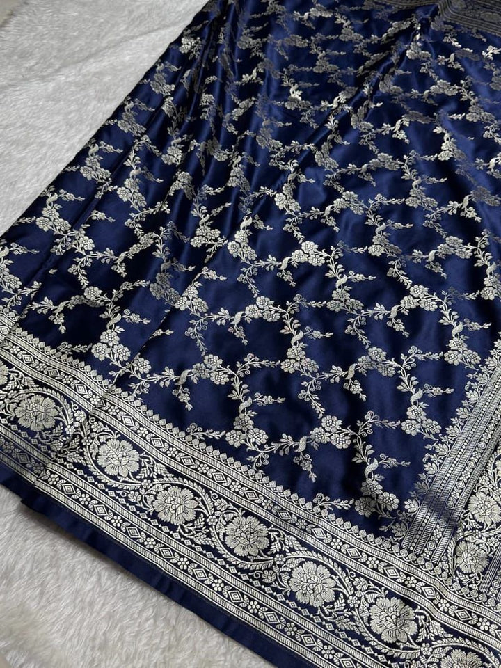 Luxurious Banarasi Silk Saree – Perfect for Weddings