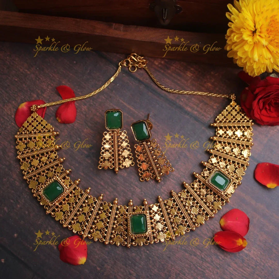Intricate statement gold alike stone short necklace - Green - Sparkle and Glow