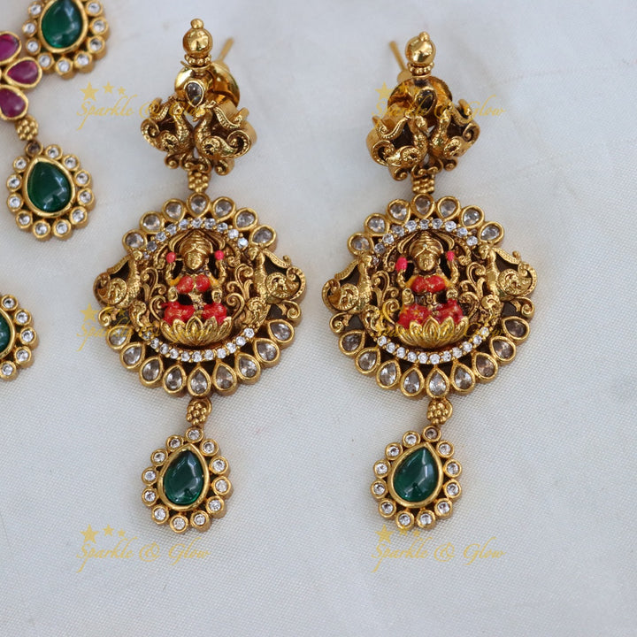 Exquisite Gold Temple Choker Necklace for Weddings
