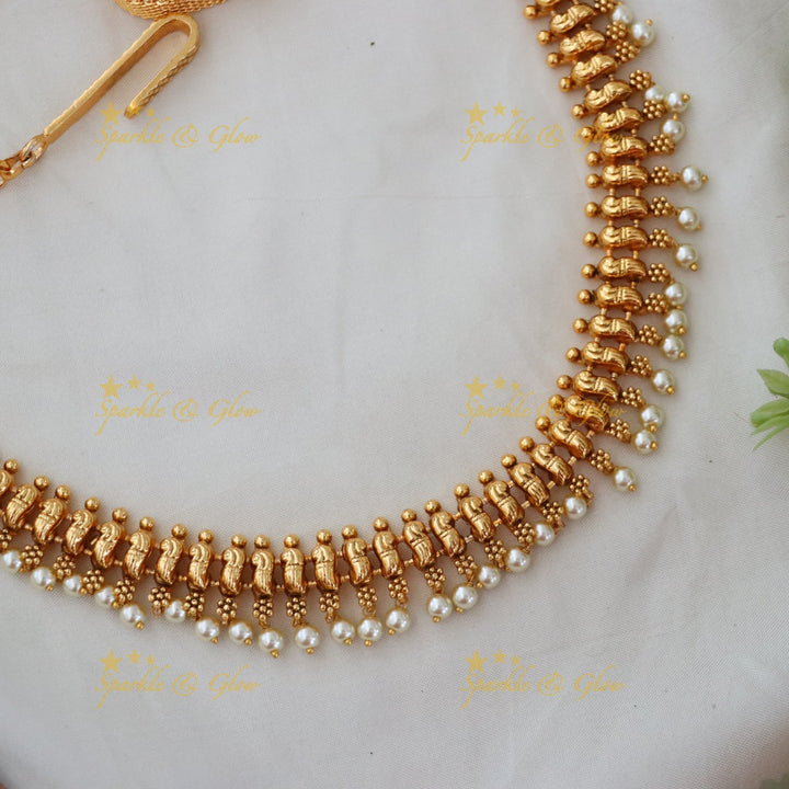 Exquisite Pearl & Floral Gold Hip Chain for Special Occasions