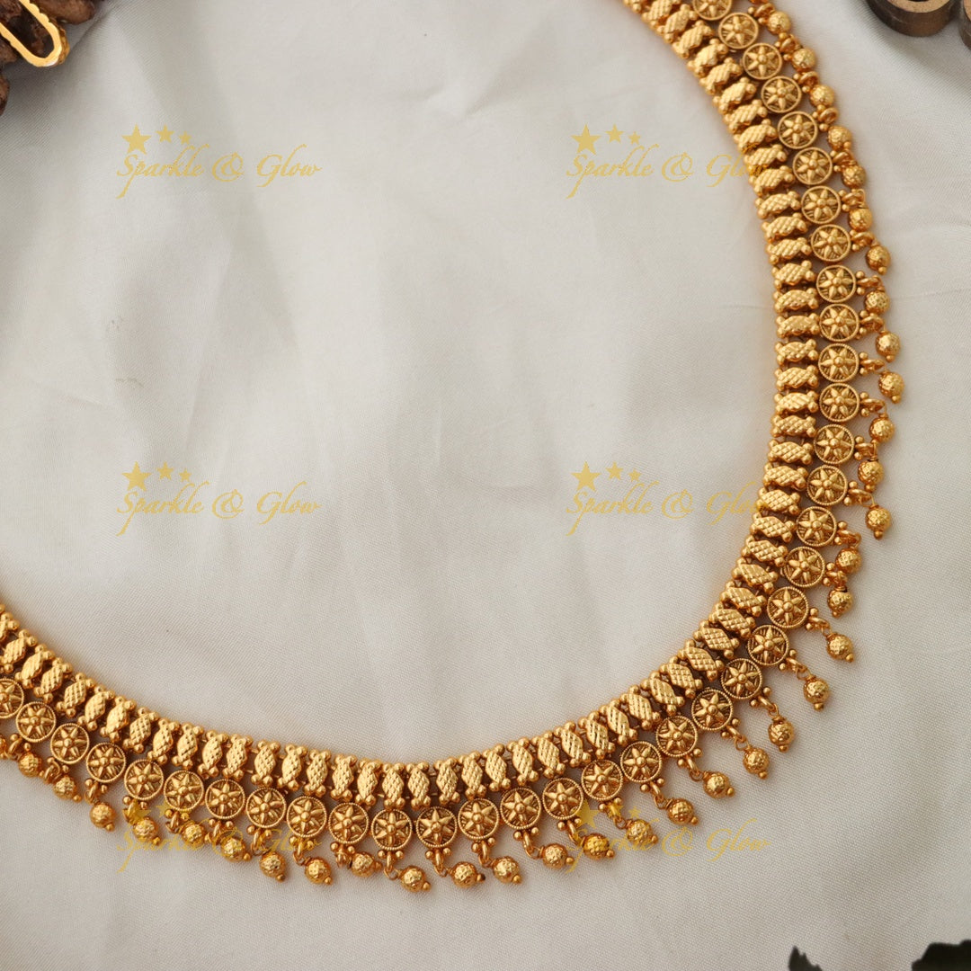 Exquisite Gold Imitation Hip Chain for Festivities