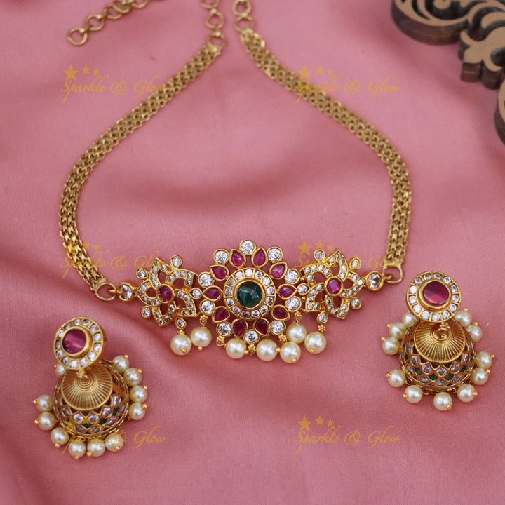 Exquisite Gold Choker Necklace with Pearls & Pink Jewels