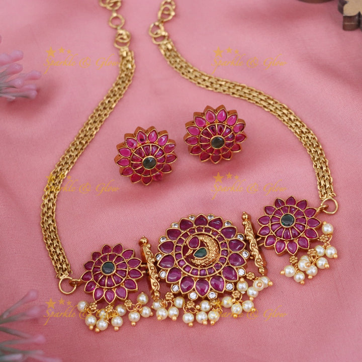 Exquisite Gold Floral Choker Necklace for Weddings