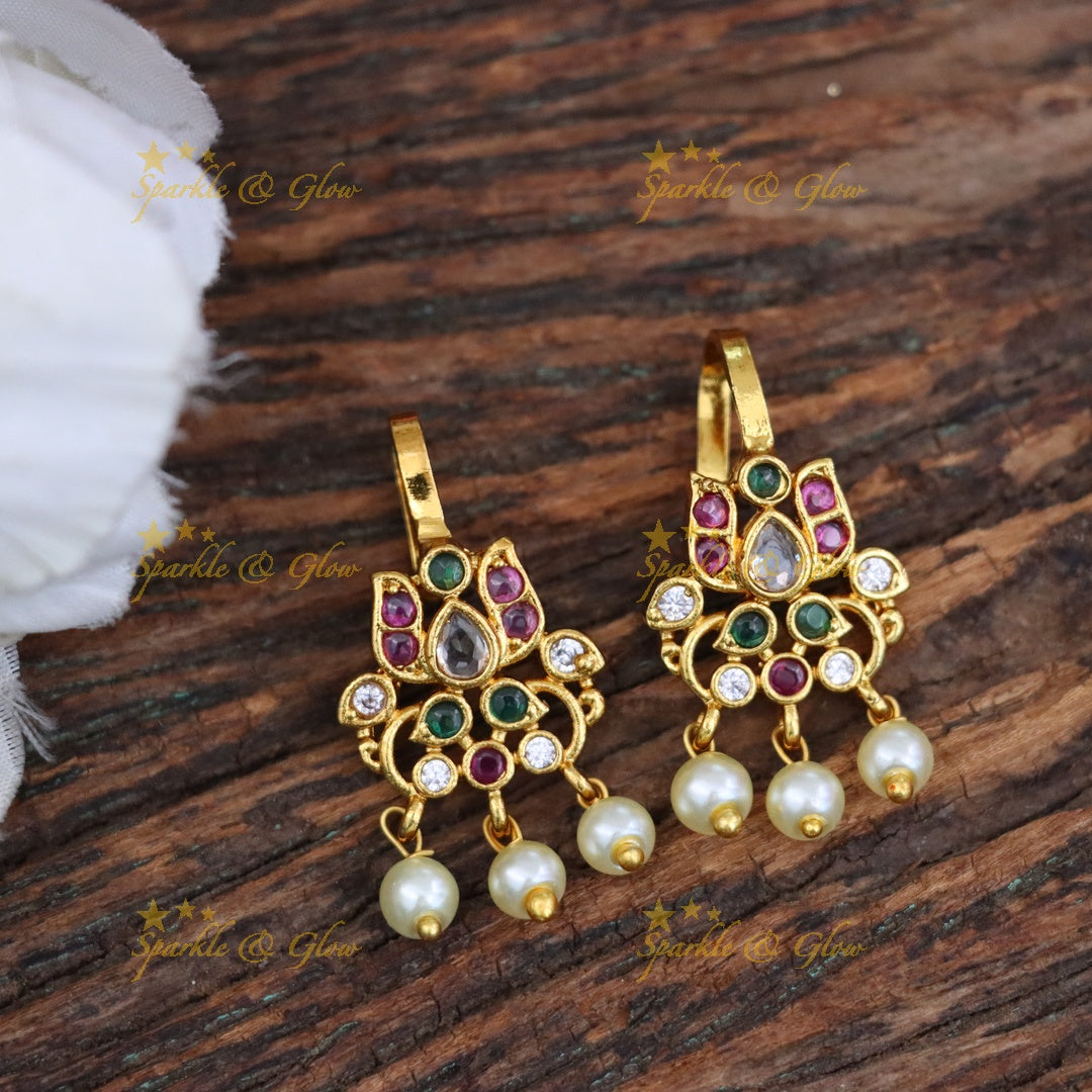Exquisite Bugadi Earrings with Gold Pearl Touch
