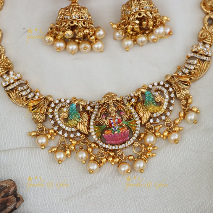 Exquisite Gold Temple Necklace Set for Weddings
