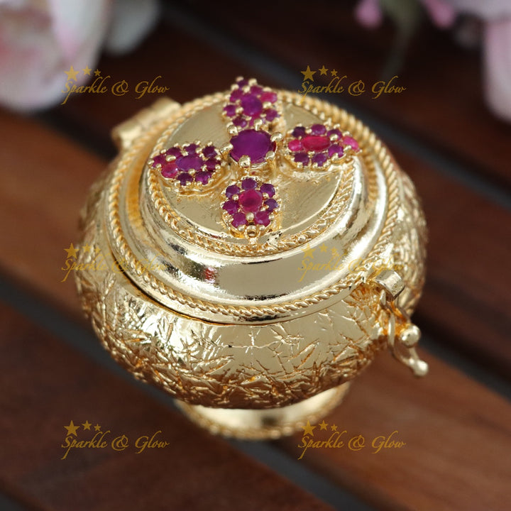 Exquisite Gold Kumkum Box for Rituals & Celebrations