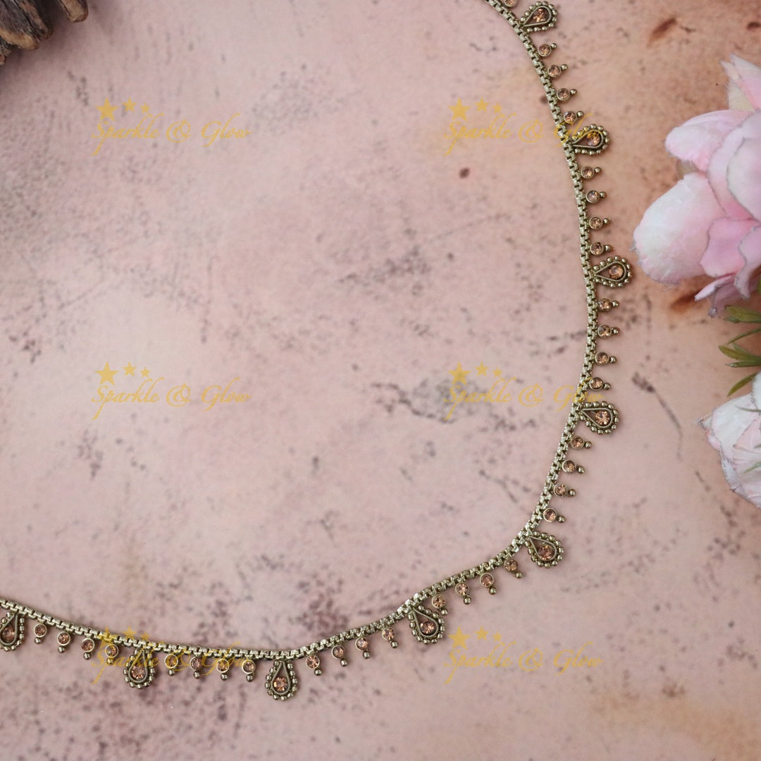 Elegant Golden Hip Chain: Perfect for Weddings & Celebrations