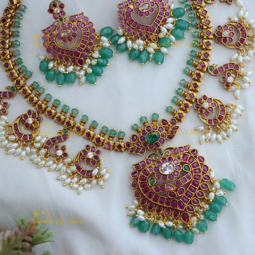 Exquisite Indian Gold Necklace for Wedding Glamour