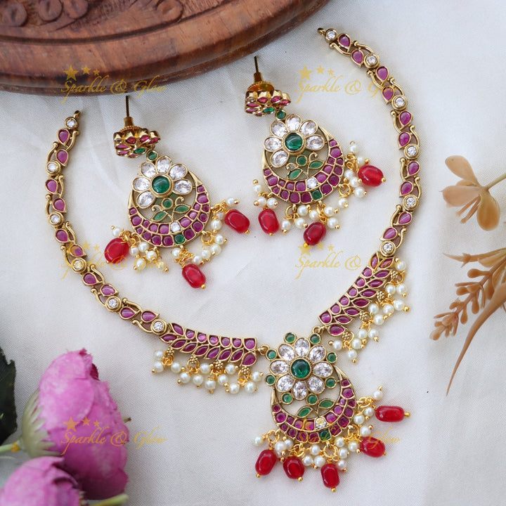 Exquisite Gold-Plated Short Necklace Set with Earrings