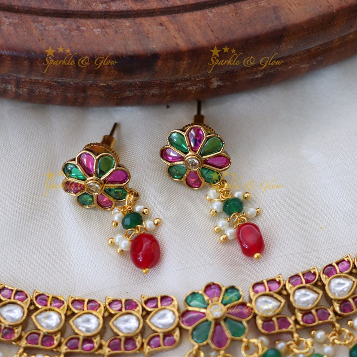 Exquisite Gold-Tone Kundan Short Necklace Set