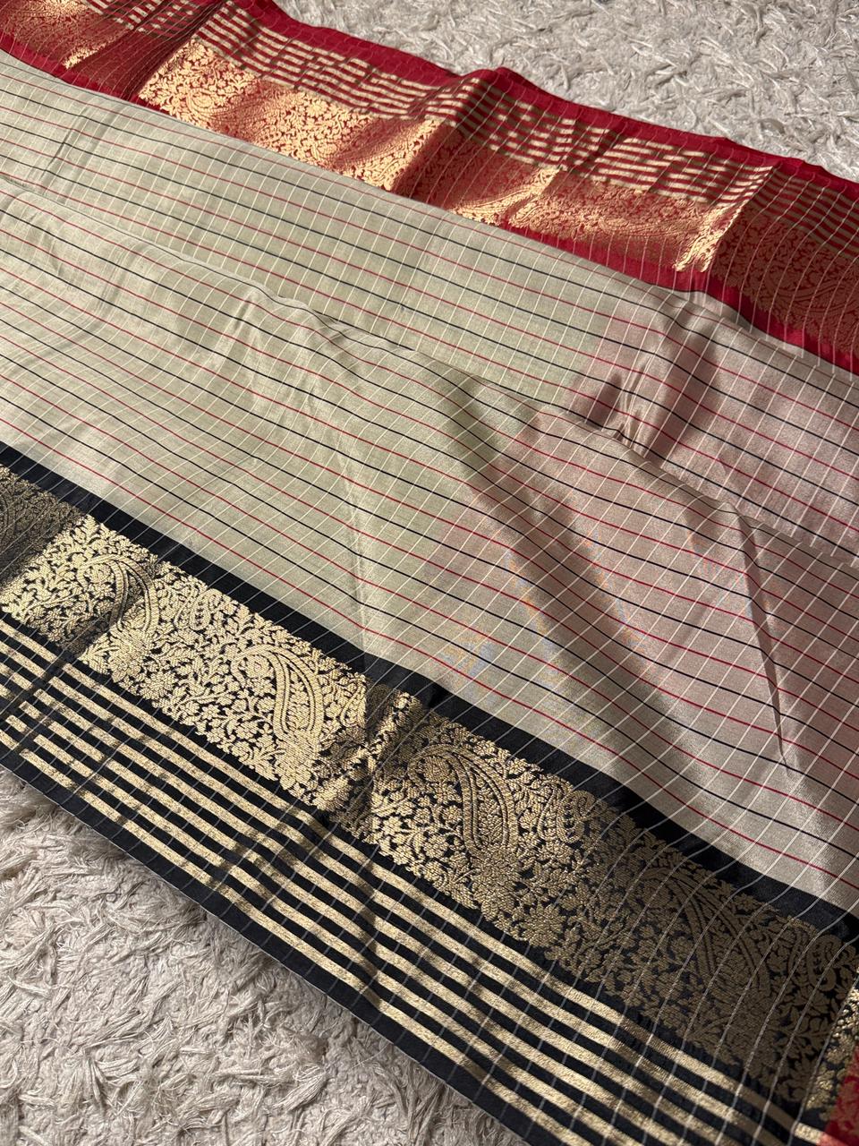Exquisite Banarasi Silk Saree for Weddings