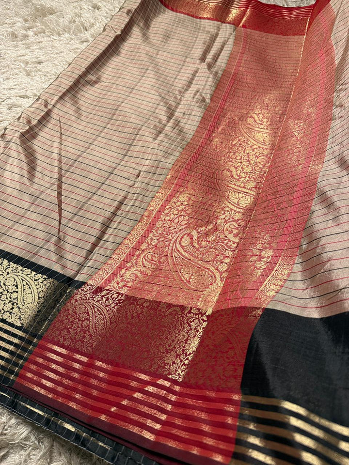 Exquisite Banarasi Silk Saree for Weddings