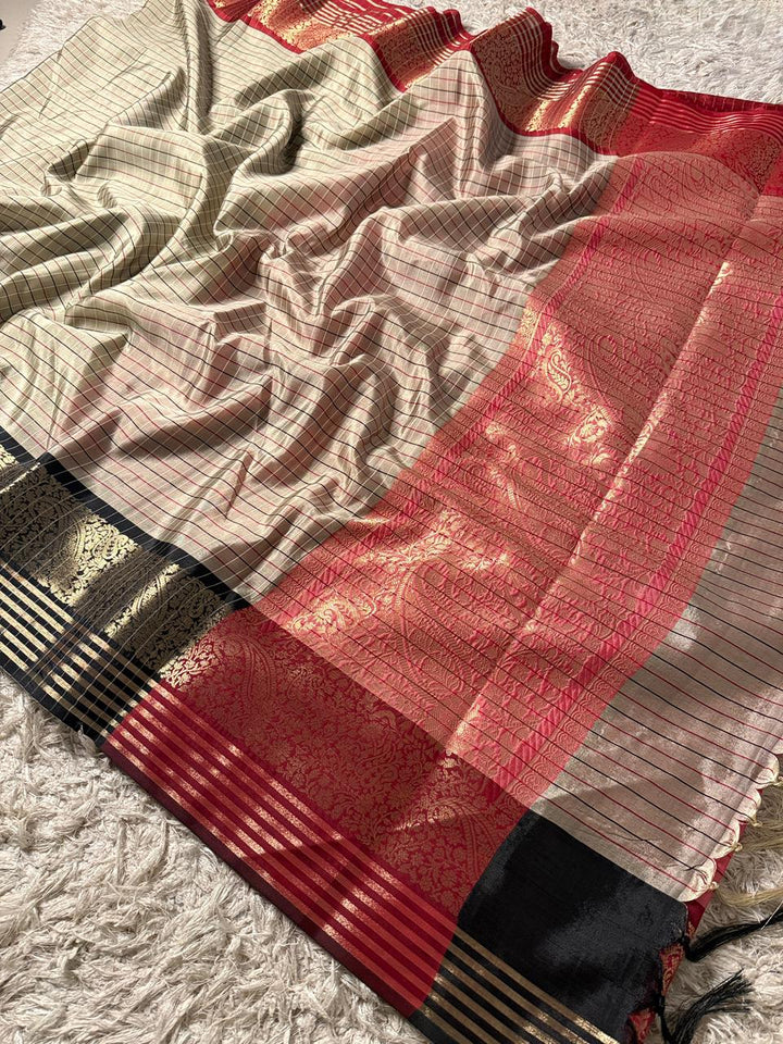 Exquisite Banarasi Silk Saree for Weddings