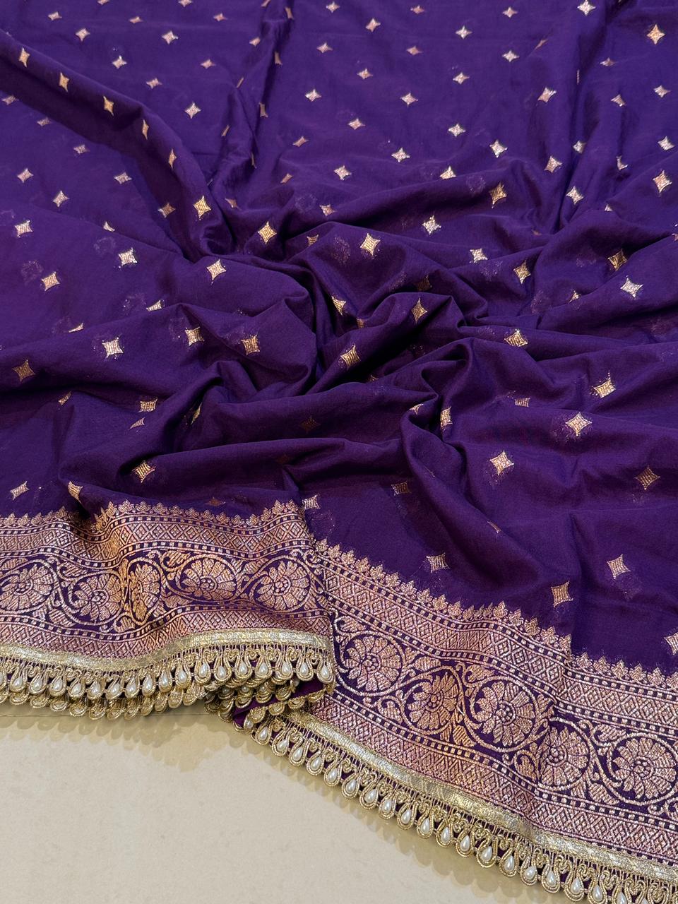 Exquisite Banarasi Tissue Silk Saree for Weddings