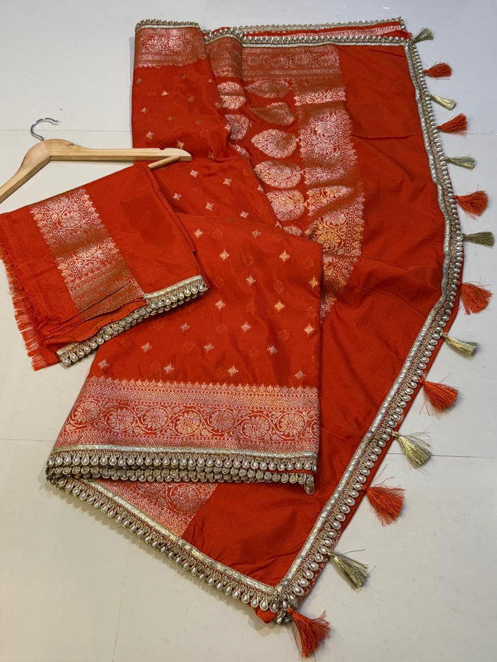 Exquisite Banarasi Tissue Silk Saree for Weddings