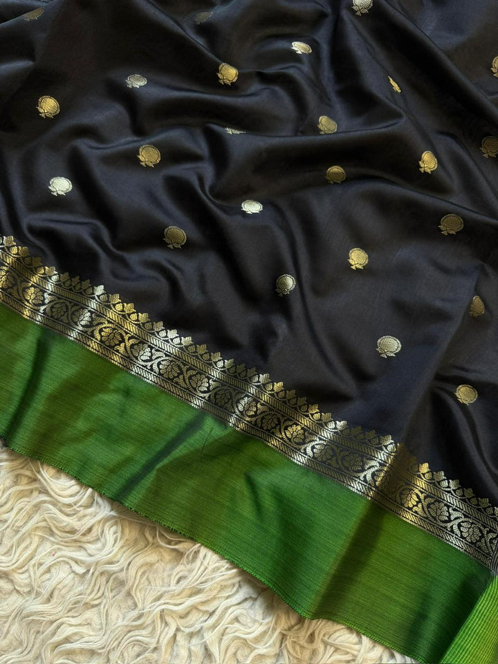 Elegant Black & Green Tissue Organza Saree for Festivities