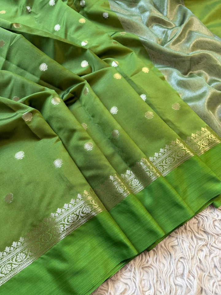 Elegant Black & Green Tissue Organza Saree for Festivities