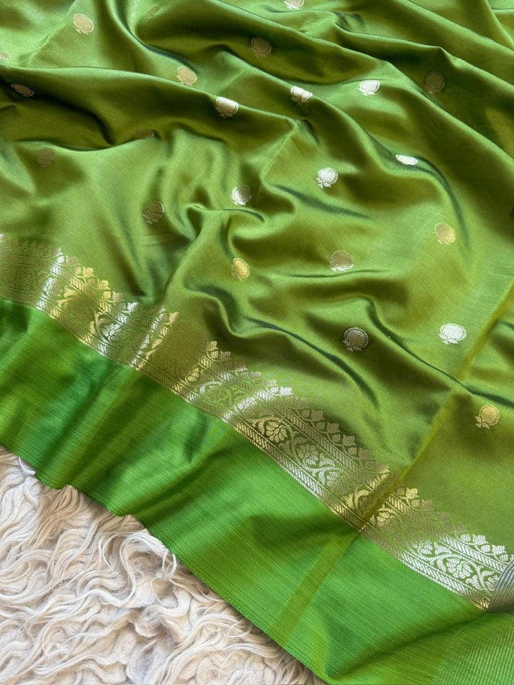 Elegant Black & Green Tissue Organza Saree for Festivities