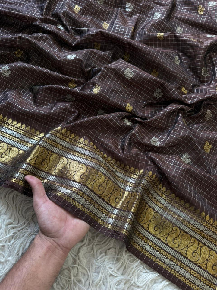 Exquisite Brown Banarasi Saree for Elegant Celebrations