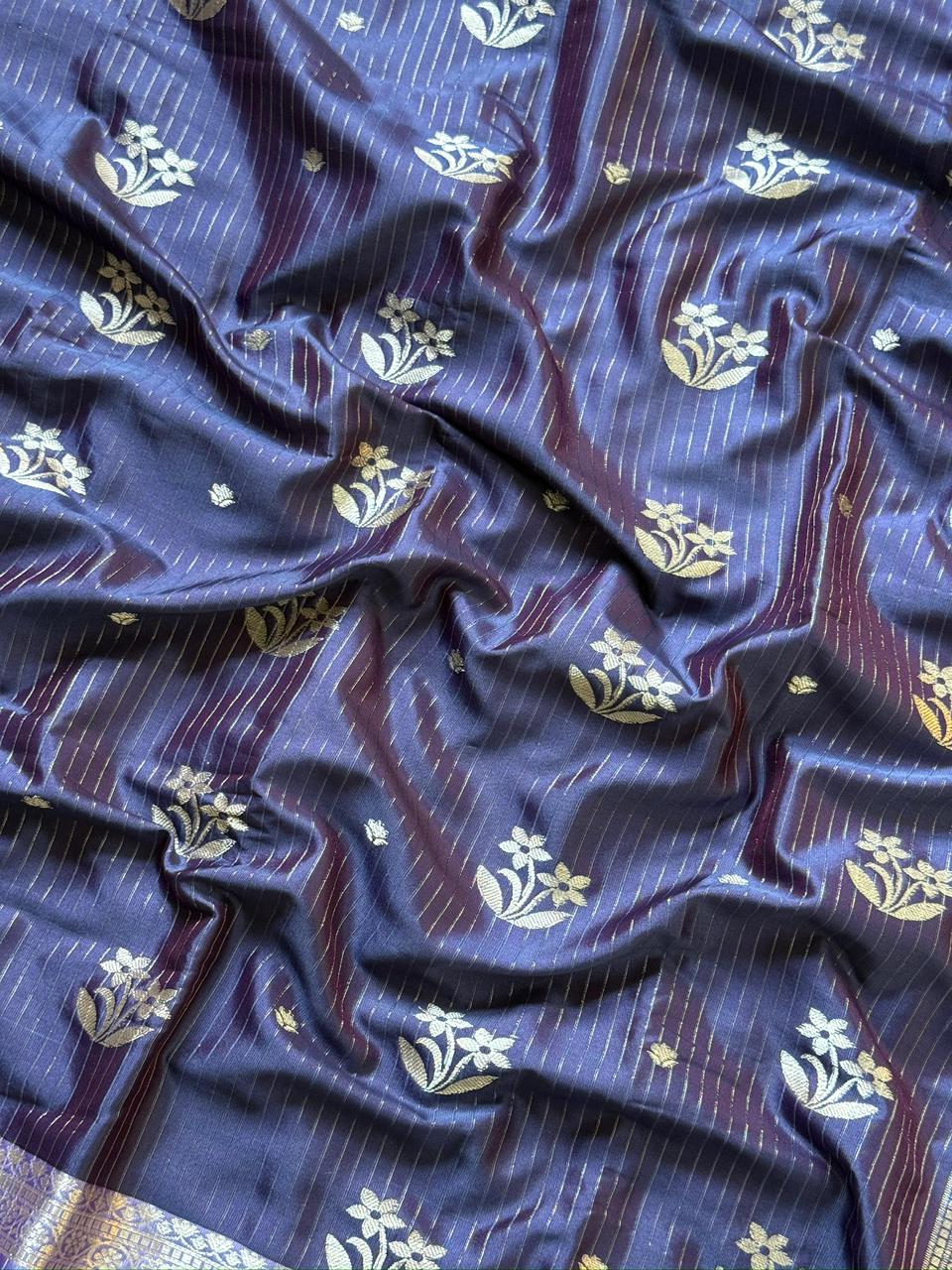 Elegant Banarasi Tissue Organza Saree for Exquisite Events