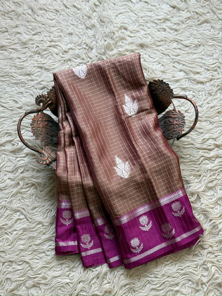 Elegant Banarasi Tissue Organza Saree for Exquisite Events