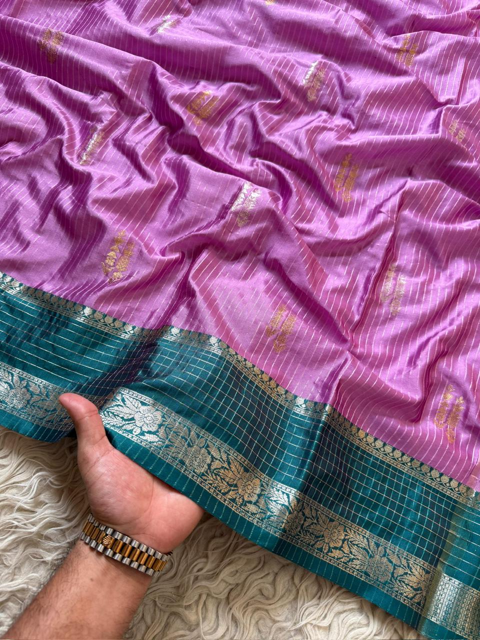 Elegant Banarasi Tissue Organza Saree for Exquisite Events