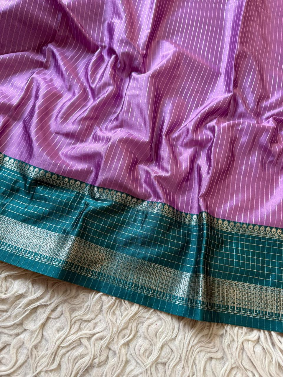 Elegant Banarasi Tissue Organza Saree for Exquisite Events