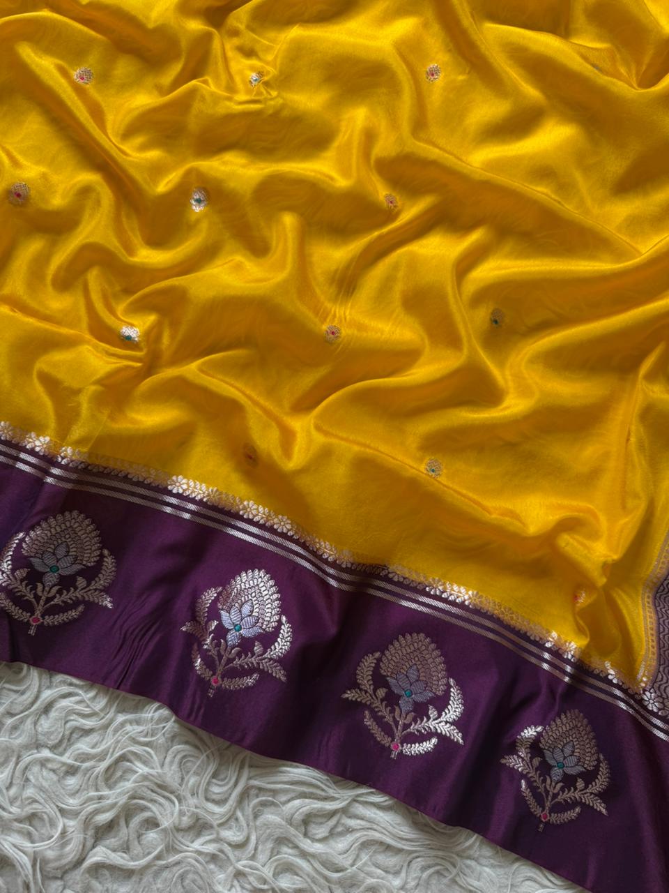 Luxurious Banarasi Silk Saree - Perfect for Weddings