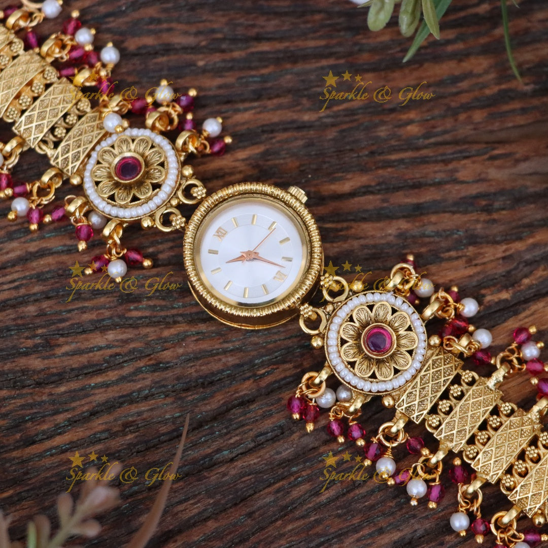 Exquisite Gold-Plated Festive Bracelet Watch