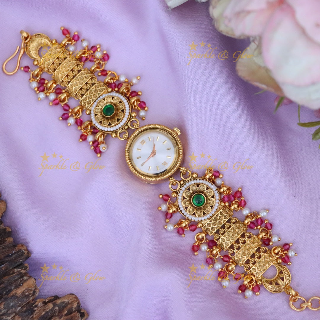 Exquisite Gold-Plated Festive Bracelet Watch
