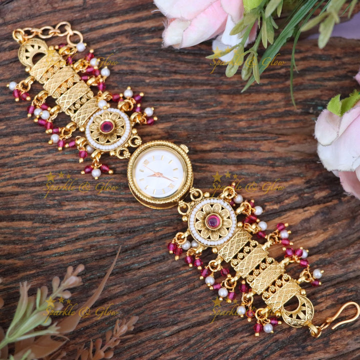 Exquisite Gold-Plated Festive Bracelet Watch
