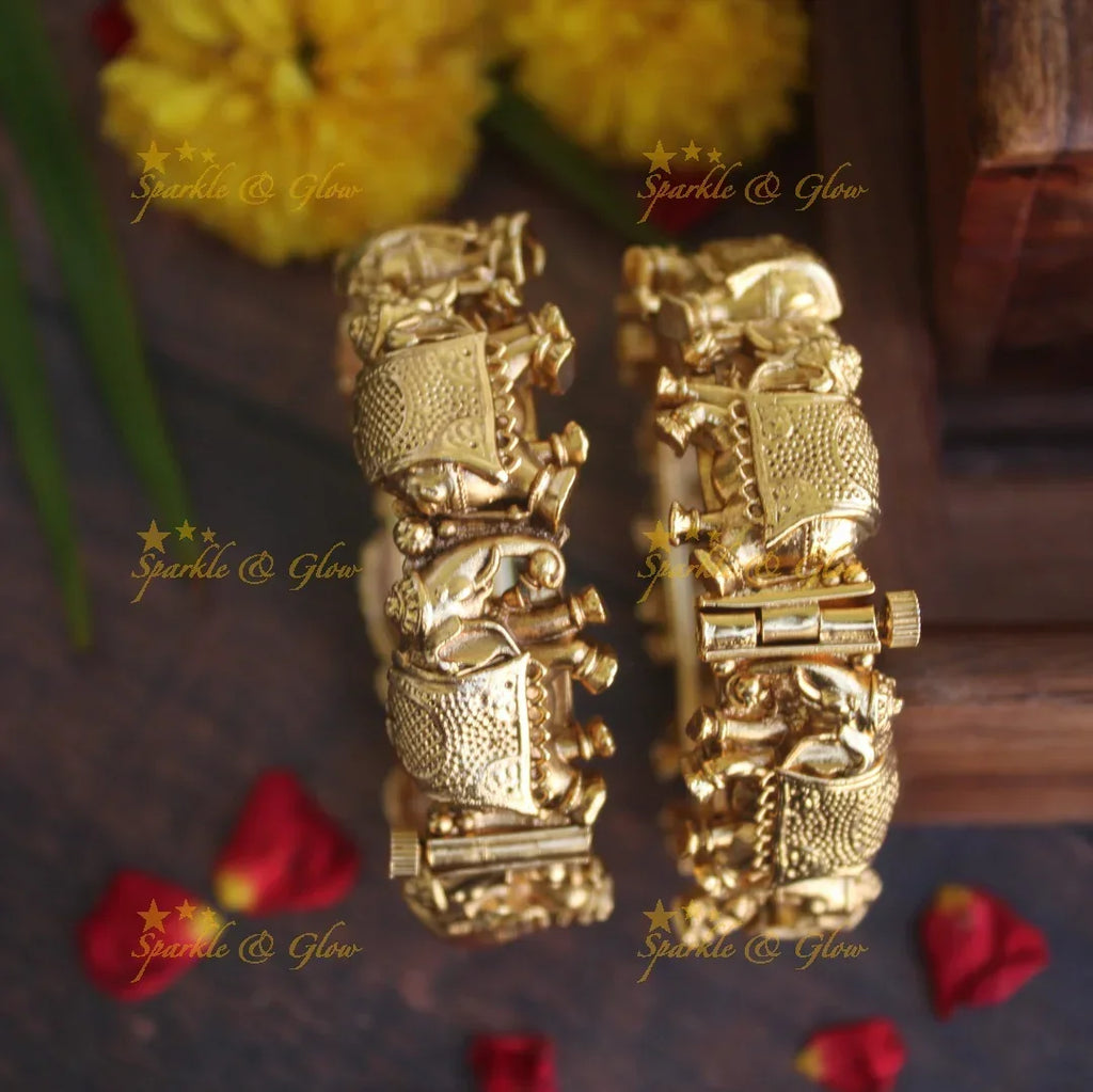 Antique Gold Elephant Screw Bangles