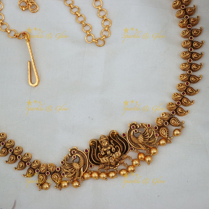 Exquisite Golden Temple Hip Chain for Festive Occasions