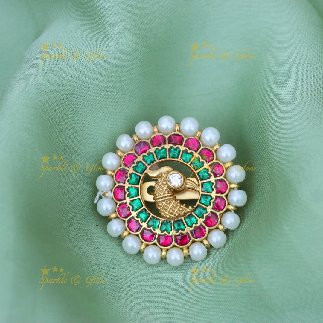 Exquisite Gold-Plated Saree Pin for Festive Elegance
