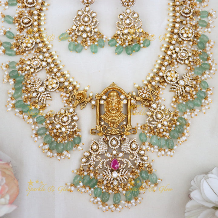 Radiant Temple Bridal Set with Gold Finish