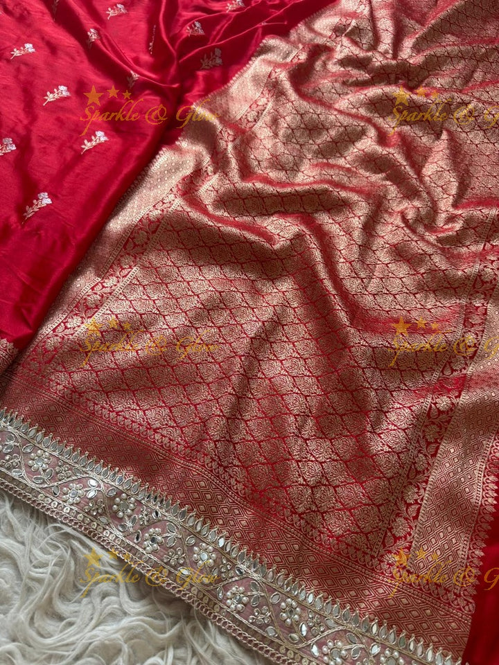 Exquisite Banarasi Gold Silk Saree for Weddings
