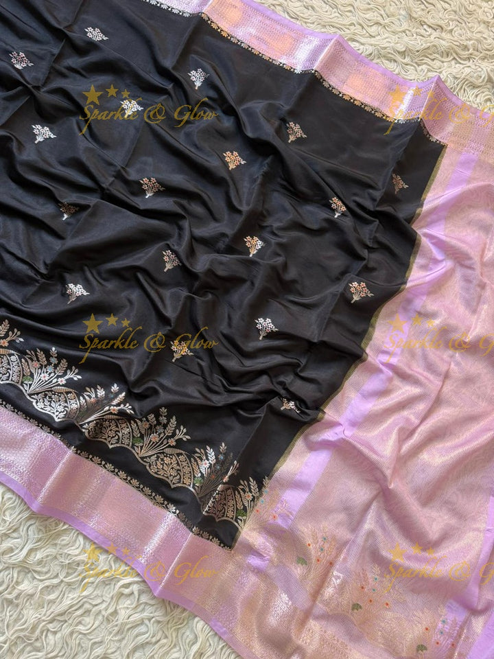 Exquisite Red Banarasi Saree - Perfect for Weddings