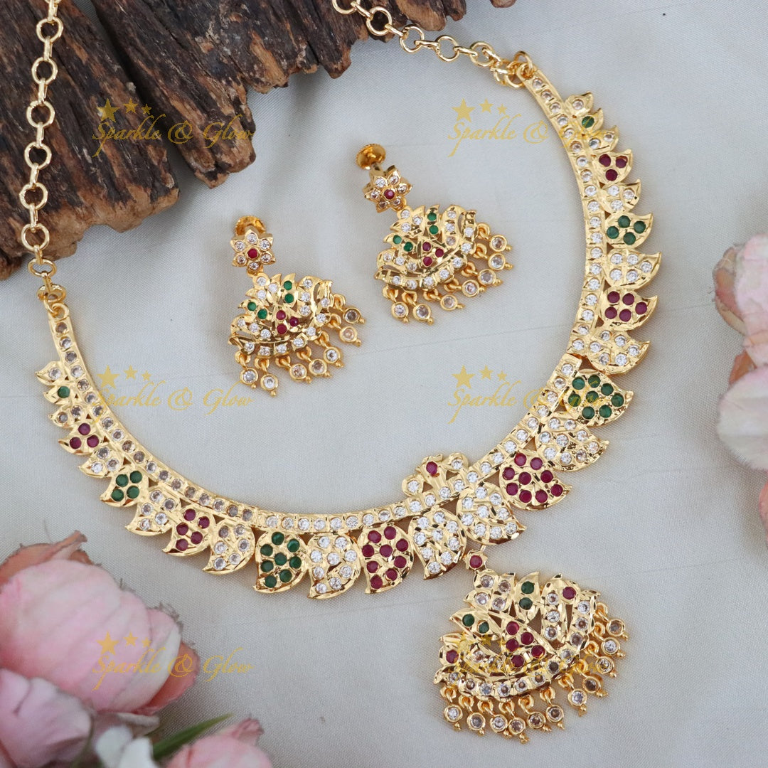 Exquisite Vintage Mango Carved Floral Choker Necklace