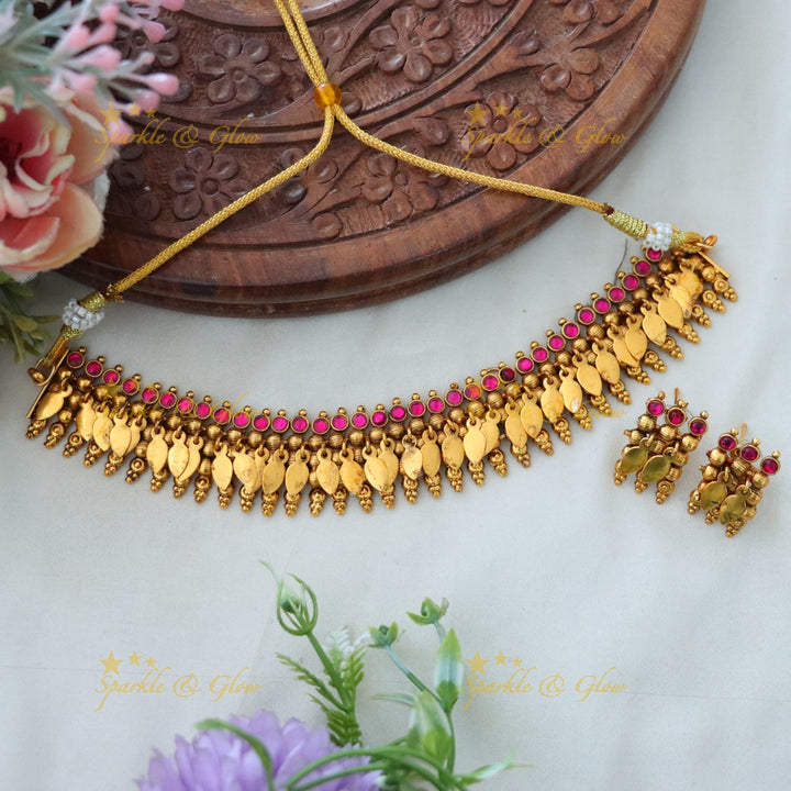 Exquisite Gold-Plated Choker Necklace for Weddings