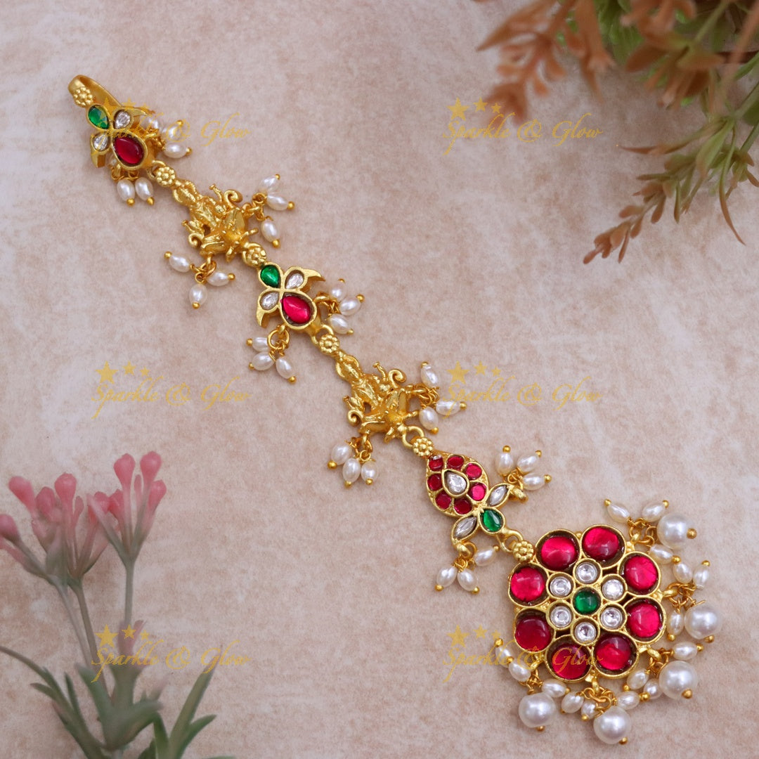 Elegant Gold Maang Tikka with Pearls & Gemstones