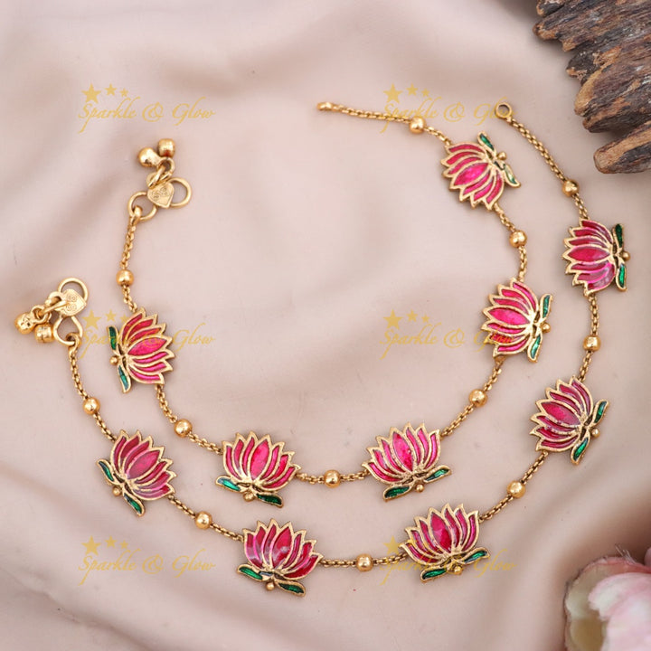 Exquisite Gold Lotus Anklet | Perfect for Weddings