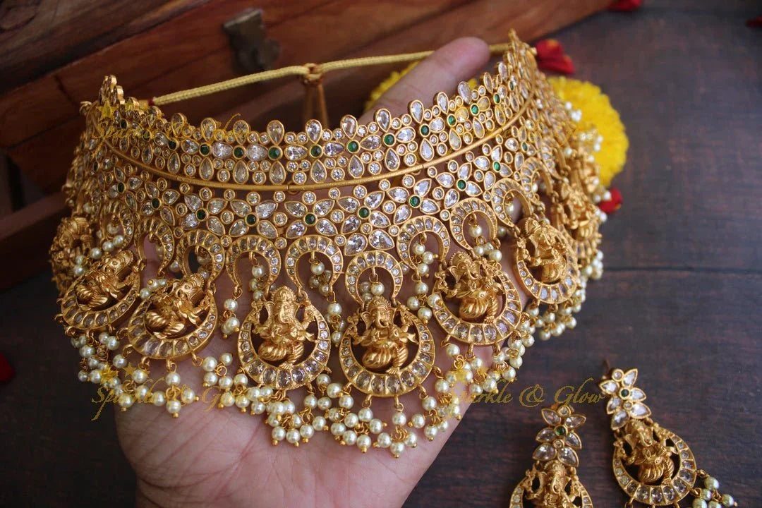 Premium matte Ganesha gutta pusalu bridal gutta pusalu choker - White - Sparkle and Glow