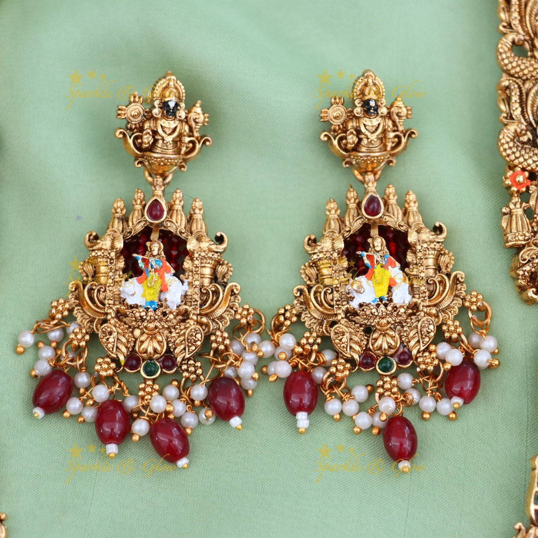 Exquisite Gold Temple Jewelry Set - Perfect for Festive Weddings