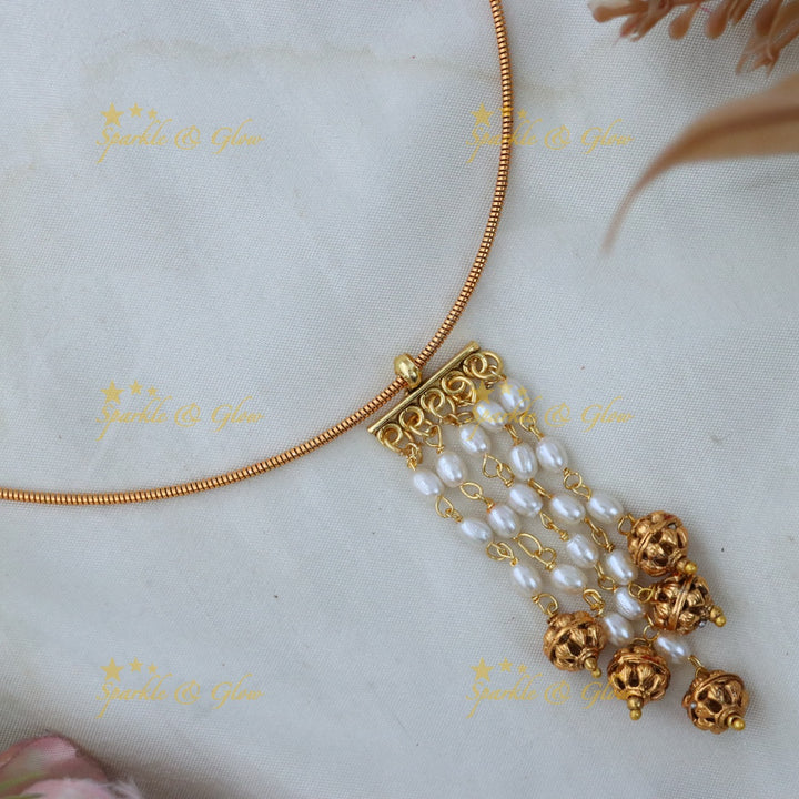 Golden Elegance Necklace Set for Festivals & Weddings
