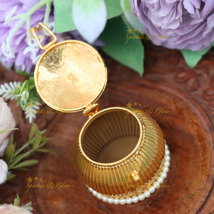 Premium Gold Rama Parivar Kumkum Box - Indian Festival Charm
