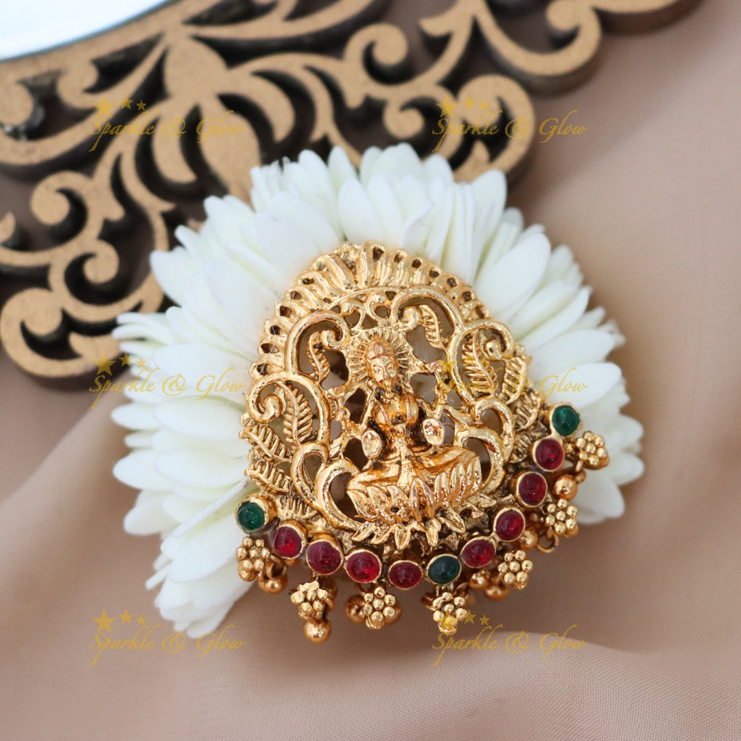 Exquisite Temple Design Hairpin for Weddings